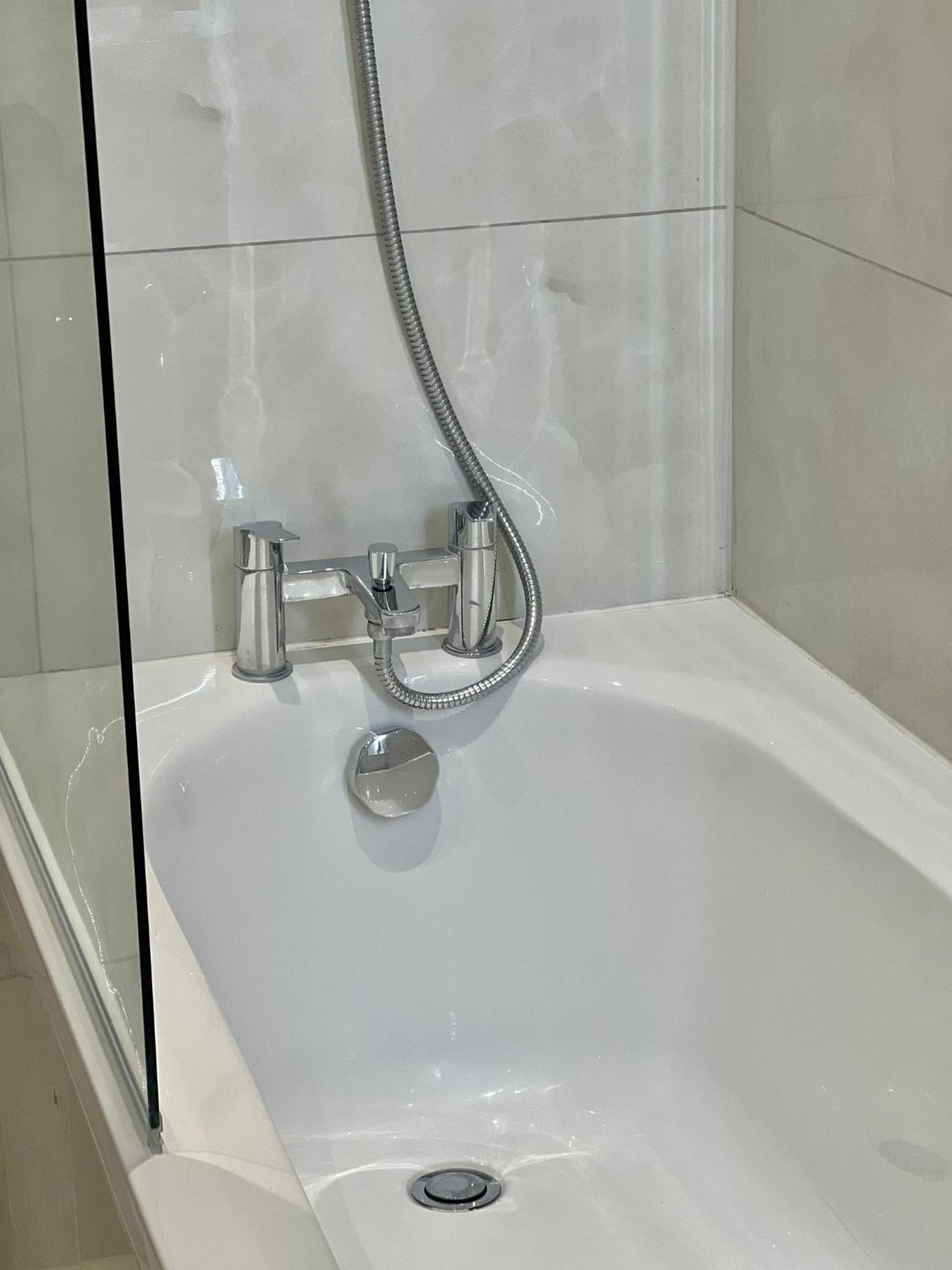 סלאו Kensington House By Solitaire Suites מראה חיצוני תמונה