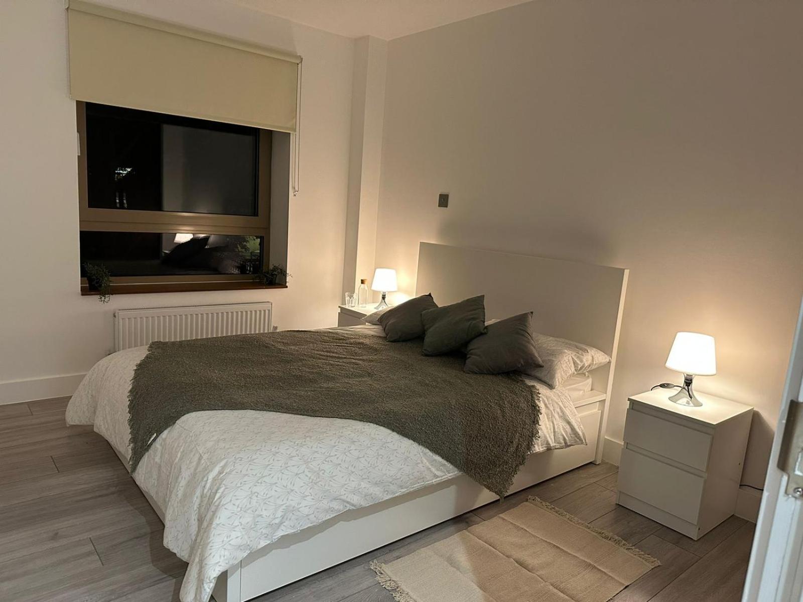 סלאו Kensington House By Solitaire Suites מראה חיצוני תמונה