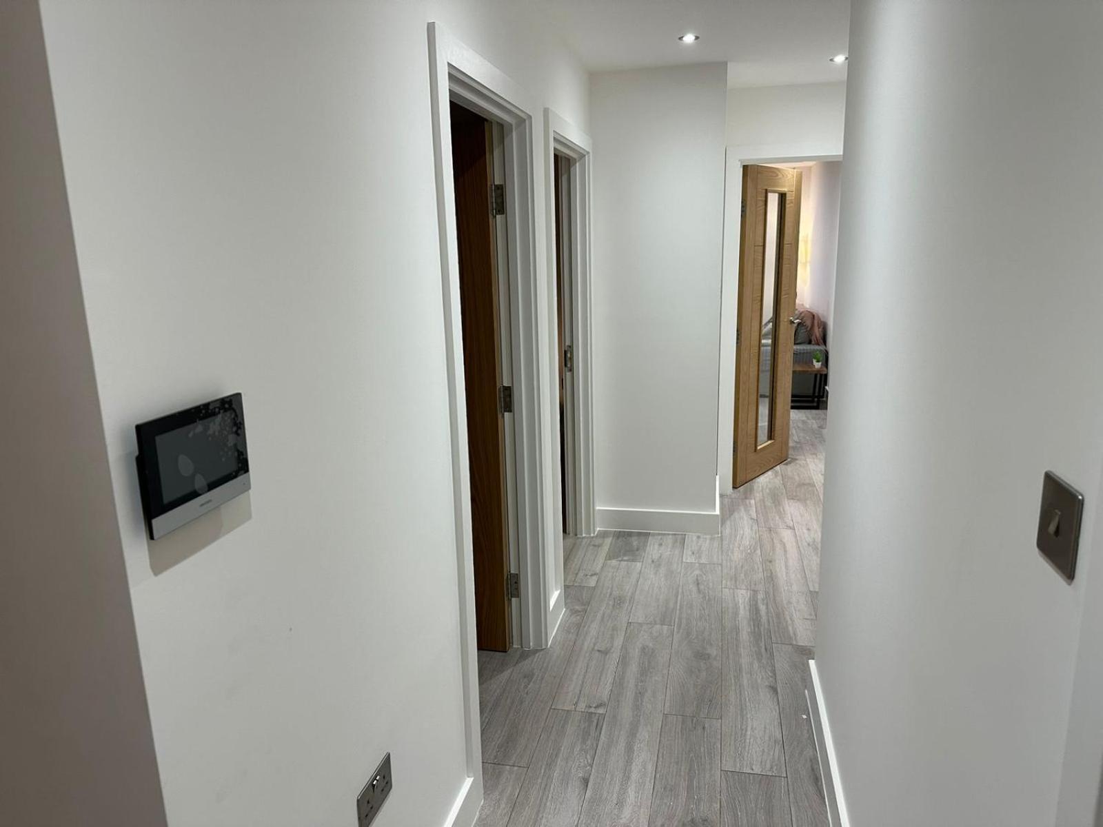 סלאו Kensington House By Solitaire Suites מראה חיצוני תמונה